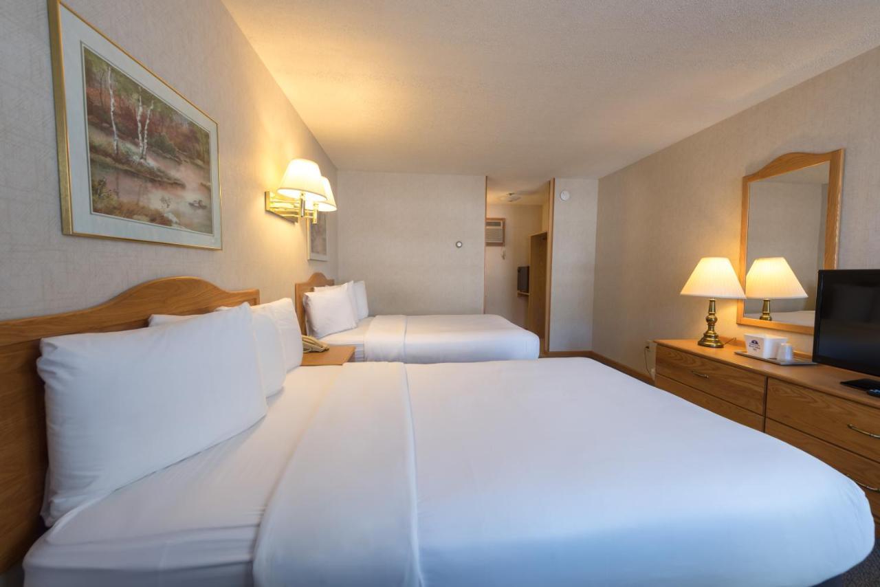 Americas Best Value Inn & Suites Lake George Room photo