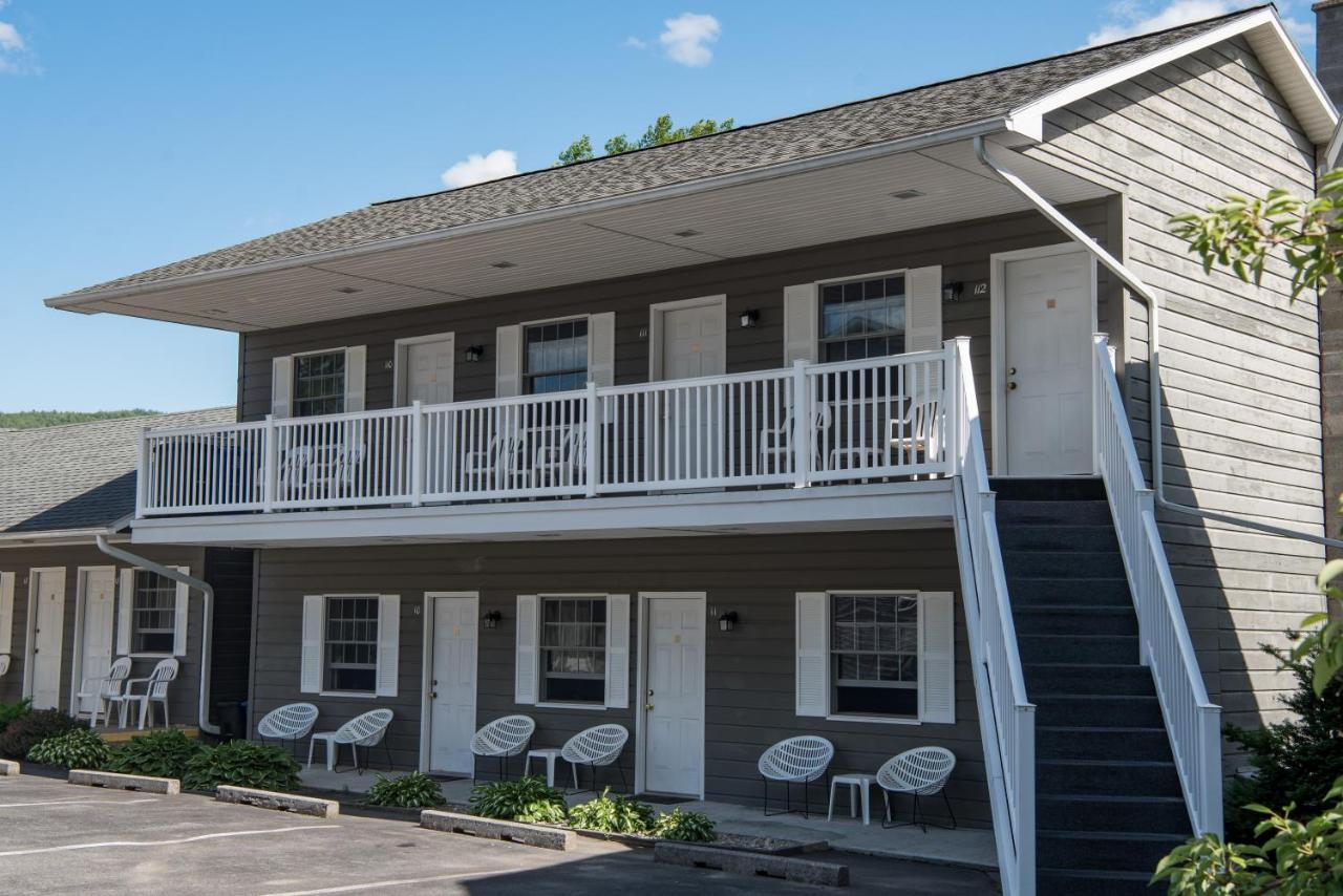 Americas Best Value Inn & Suites Lake George Exterior photo